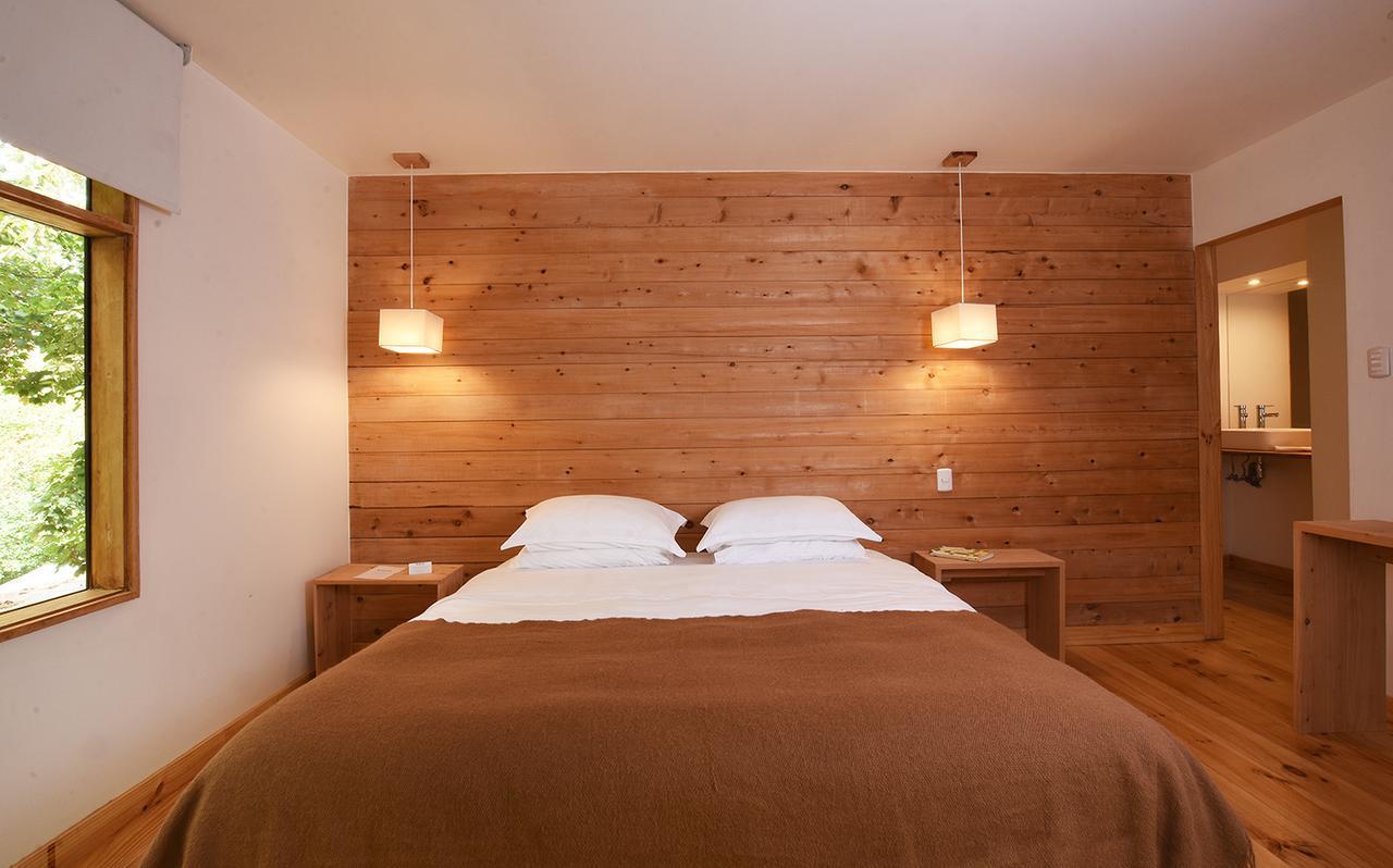 Raices Bed And Breakfast Coyhaique Exteriör bild