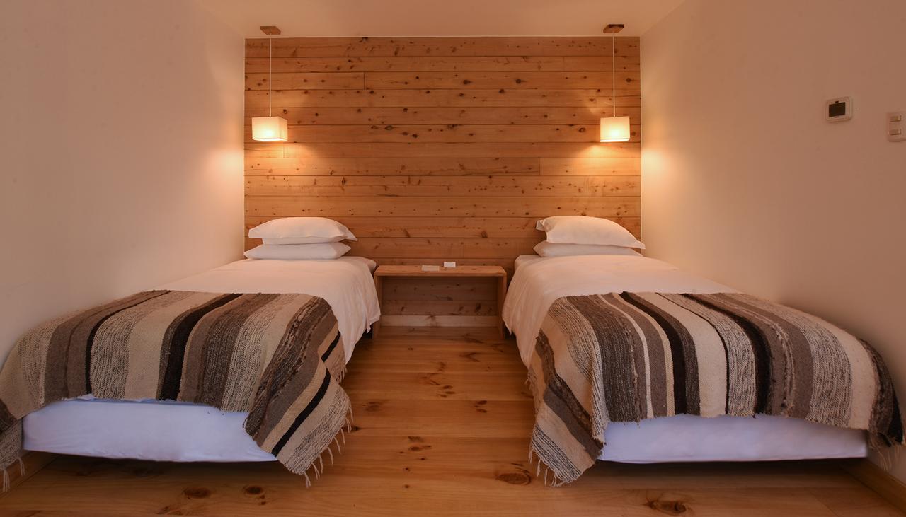 Raices Bed And Breakfast Coyhaique Exteriör bild